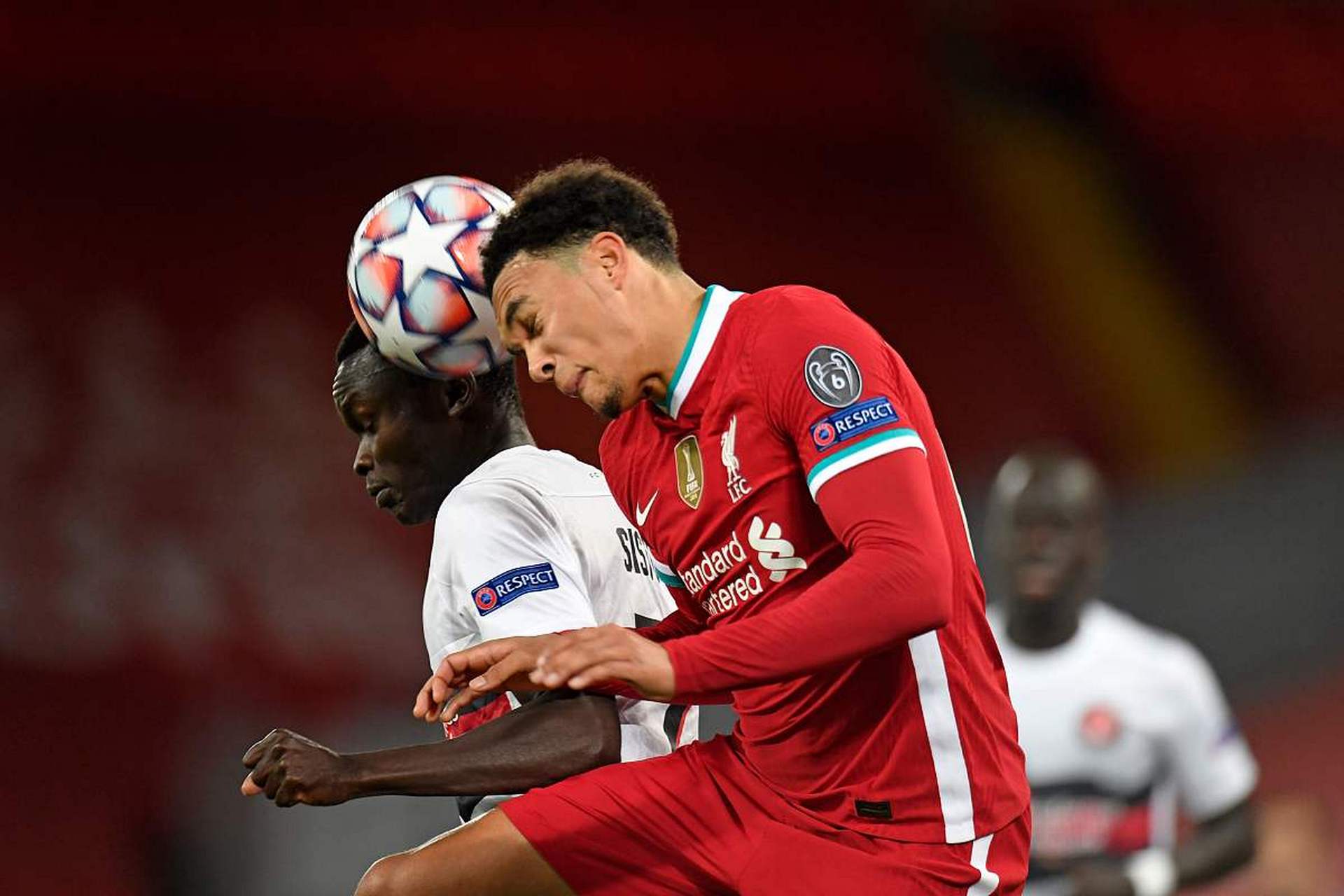 包含冲刺阶段足总杯焦点战，利物浦扳平良机，话题不断，年轻球员得到机会的词条-ayx